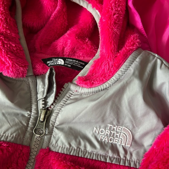 The North Face Pretty Pink Duo! - Picture 2 of 6